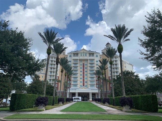 Building Photo - 7593 Gathering Dr Unit 301