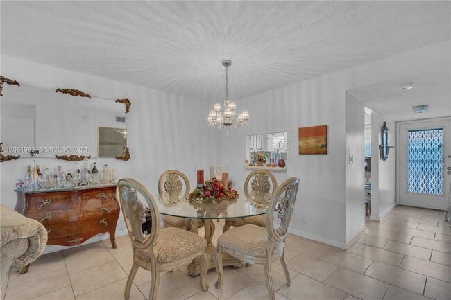 Photo - 3551 Inverrary Dr Unit 208