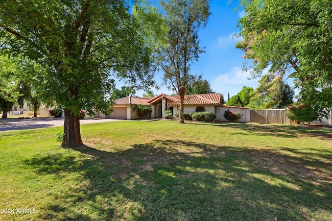 Photo - 10432 W Avalon Dr