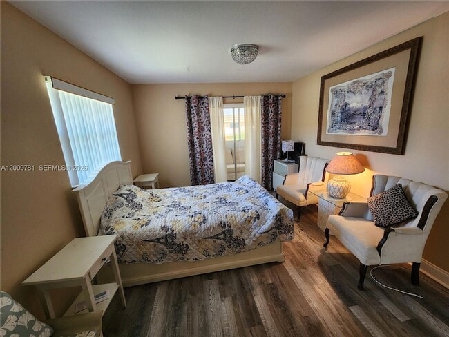 Photo - 232 Saxony Trail Unit 232