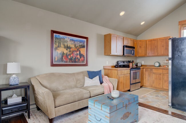 Building Photo - 4489 Alexander St Unit ID1292384P