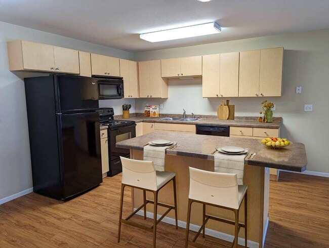 Photo - Northern Pacific Apartments