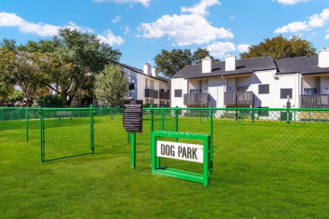 Photo - Tides at Royal Lane North