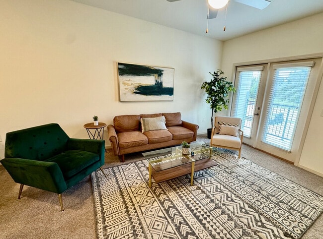 Building Photo - 8242 Windsor Hill Blvd Unit ID1344558P