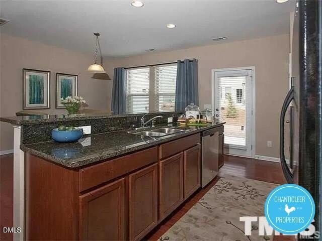 Photo - 123 Phantom Ln