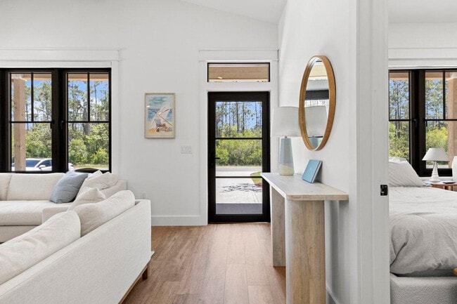 Photo - 783 Indian Woman Rd Unit SI ID1447173P