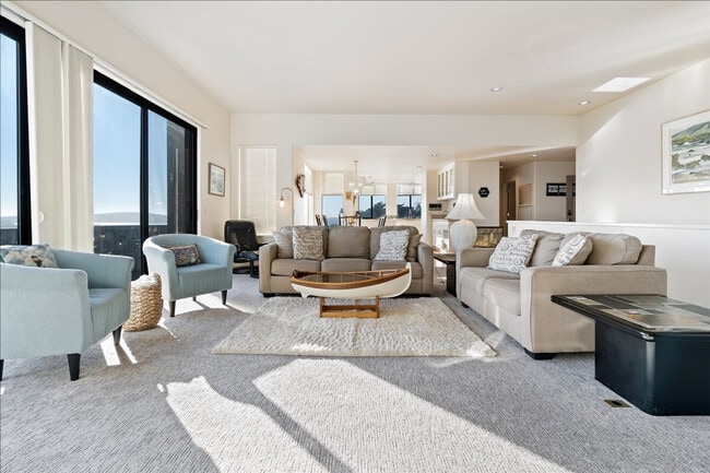 Photo - 150 Cypress Loop Unit SI ID1536487P