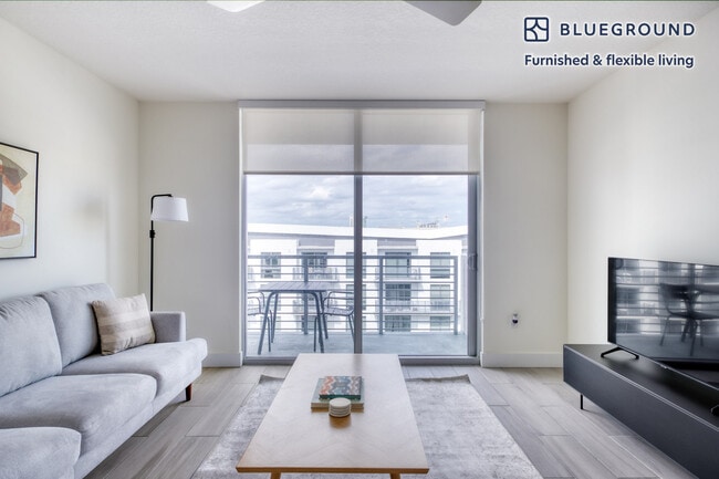 Building Photo - 1000 NW 7th St Unit FL8-ID50