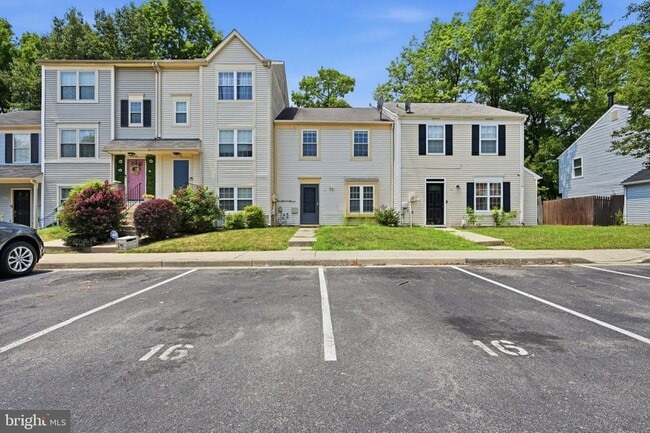 Building Photo - 16 Meadowside Ct