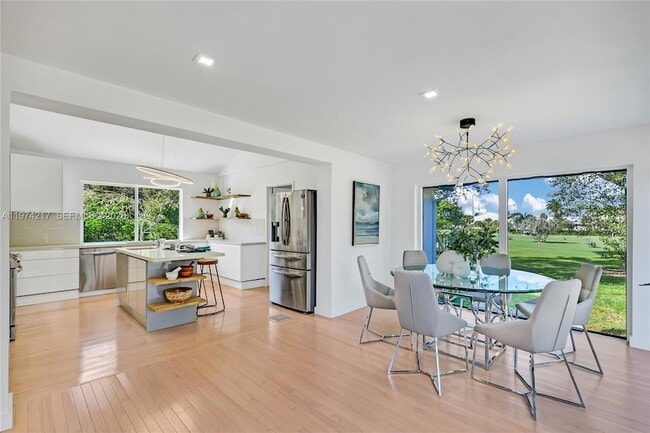 Photo - 667 NE 105th St