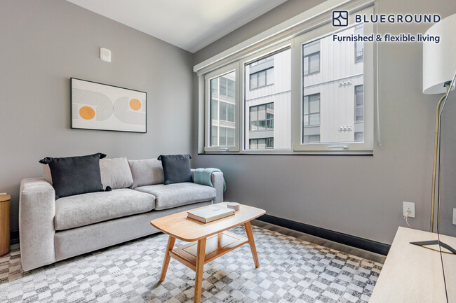 Building Photo - 1313 L St NW Unit FL7-ID1109