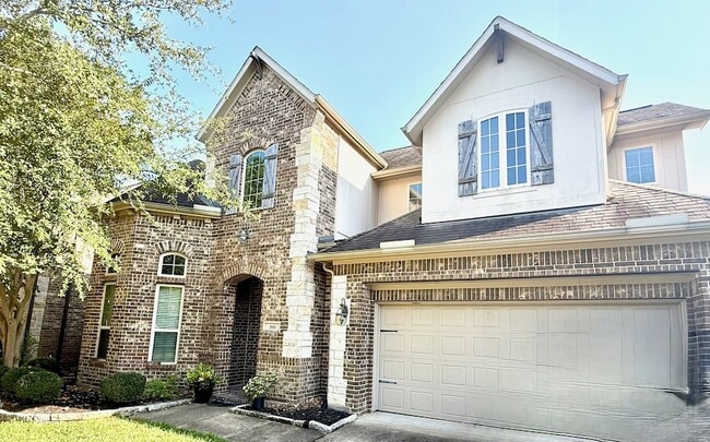 Photo - 166 Lindenberry Cir