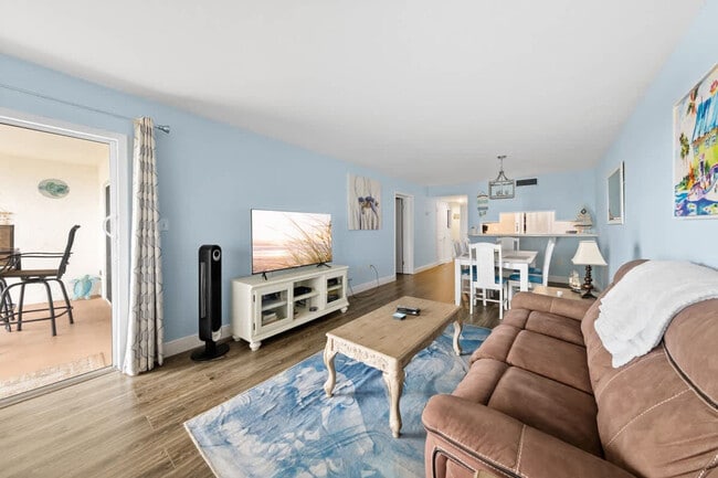 Building Photo - 500 Fillmore Ave Unit FL4-ID1320142P