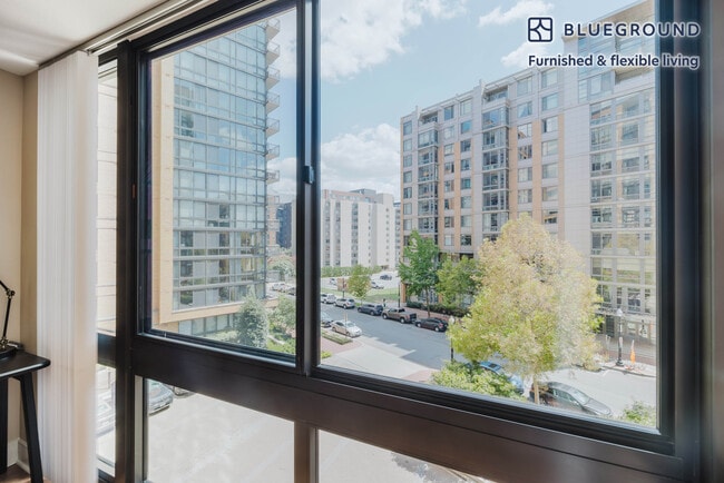 Photo - 425 L St NW Unit FL4-ID929