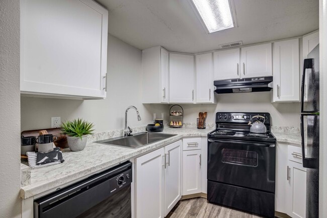 Photo - Cherry Creek Apartments