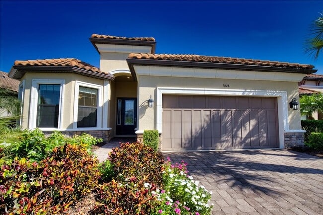 Photo - 5628 Semolino St