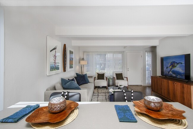Breakfast Bar at Mala Grove Townhomes in Waipahu, HI - Mala Grove