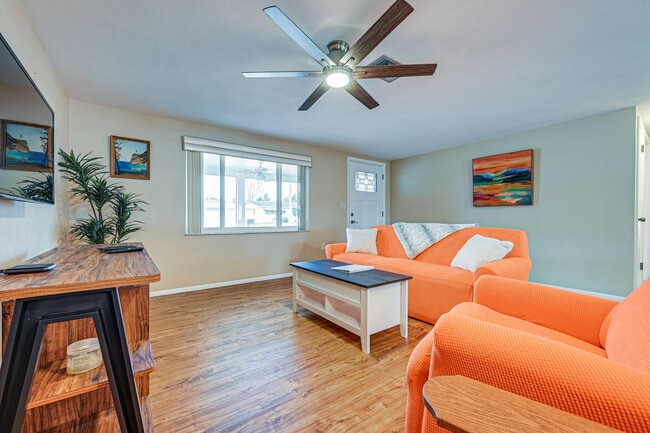 Building Photo - 7536 Topay Ln Unit SI ID1545843P