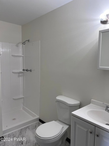 Photo - 2392 Meadow View Dr