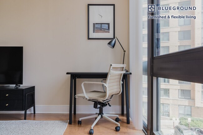 Photo - 425 L St NW Unit FL4-ID929