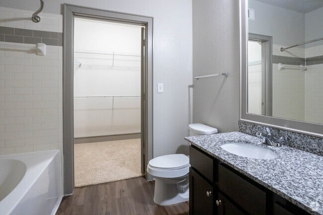 1 BR, 1 BA - 661 SF - Alden Park Kingsland