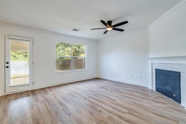 Building Photo - 1106 Hughmont Dr