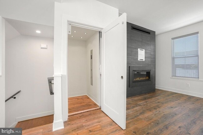 Photo - 1250 Northside Park Blvd