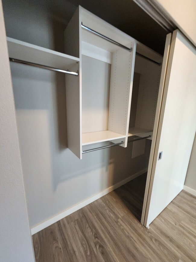 Photo - 888 Bellevue Apartments