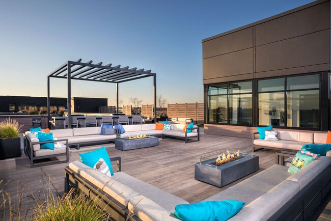 Photo - Arcade Sunshine