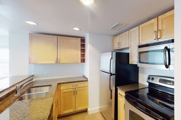 Floor Plan - cly2b05