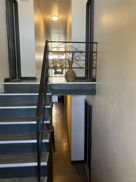 Photo - 1717 N Paris St Unit 8