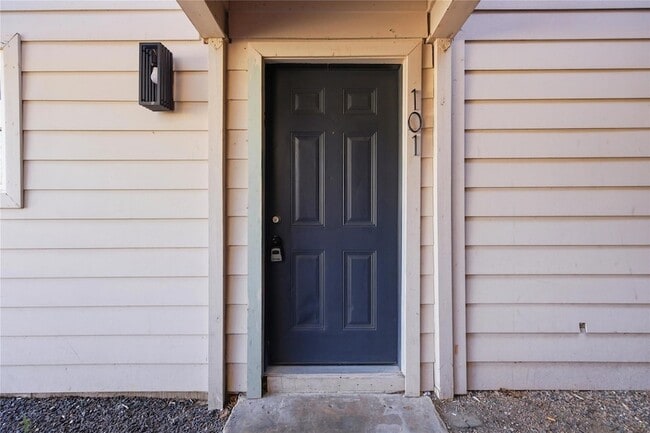 Photo - 2705 Windswept Cove Unit 101