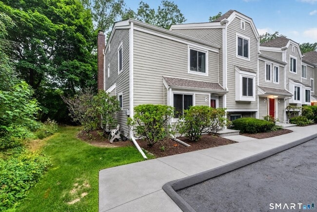 Photo - 71 Aiken St
