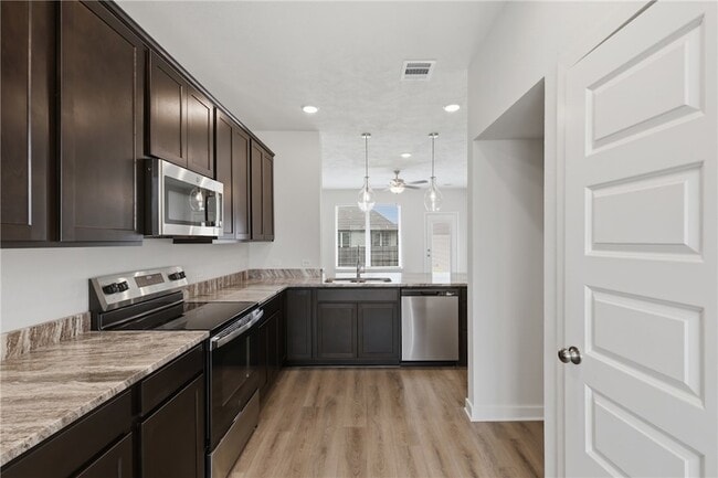 Photo - 10633 Burgundy Berry Wy