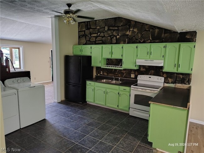 Photo - 2822 Redgate Lane