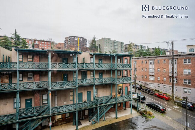 Photo - 624 Yale Ave N Unit SI FL6-ID988