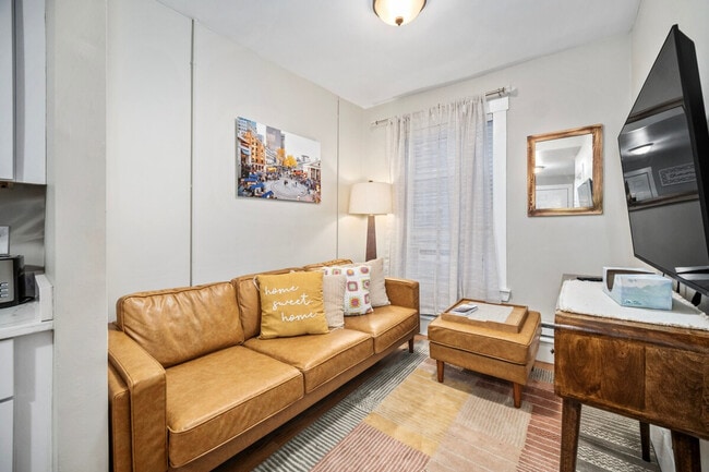 Building Photo - 31 Prince St Unit SI ID1364251P