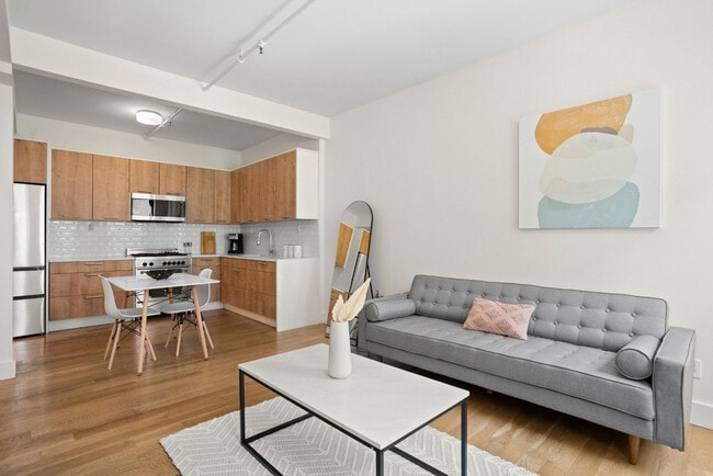 Photo - 517 W 45th St Unit SI ID1224964P