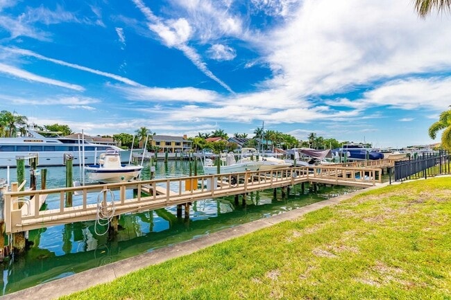 Photo - 745 Pinellas Bayway S