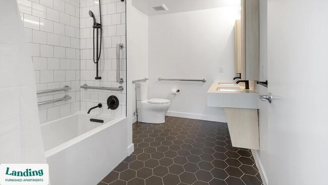 Photo - 1320 4th St NE Unit 607