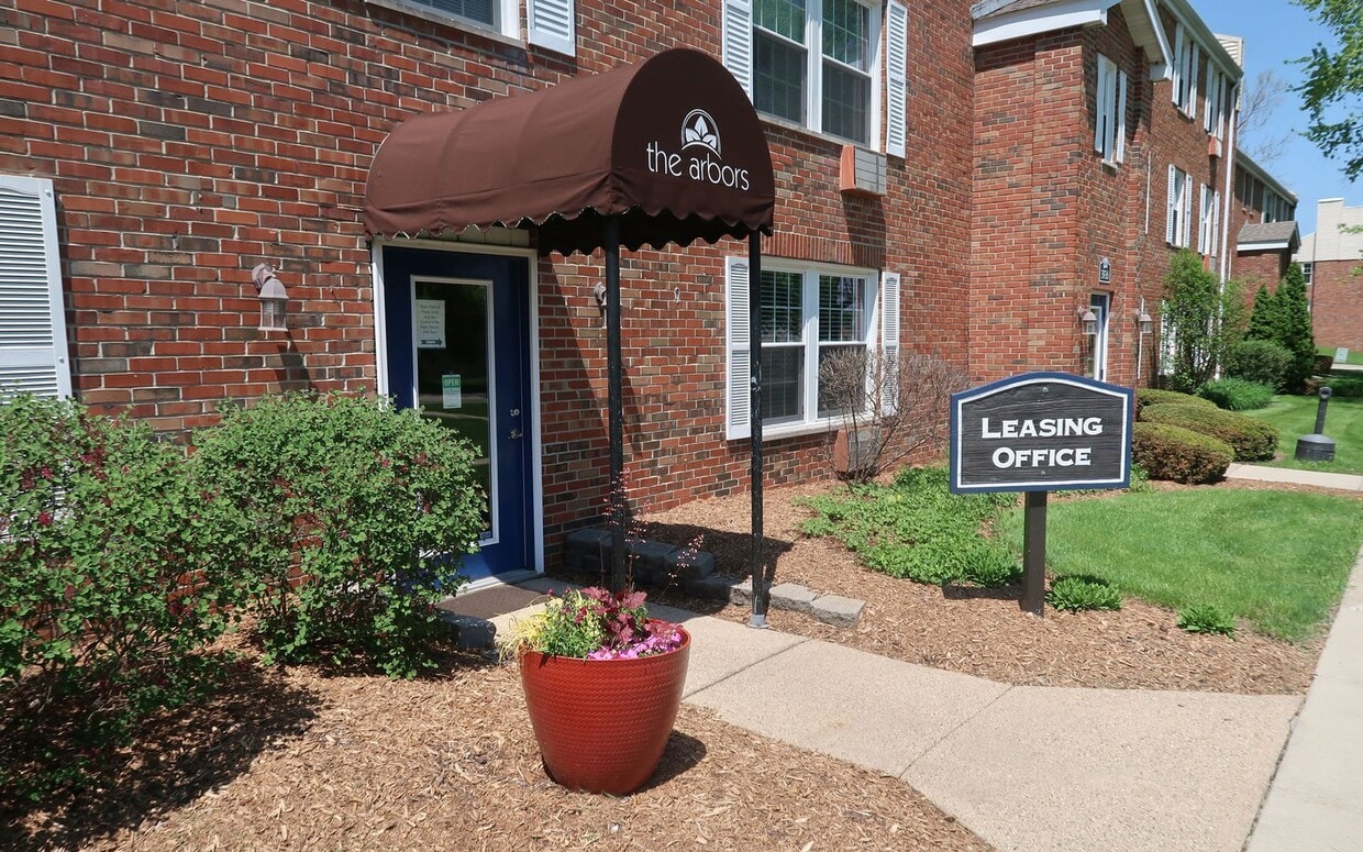 Floor Plan - One Bedroom Cypress 