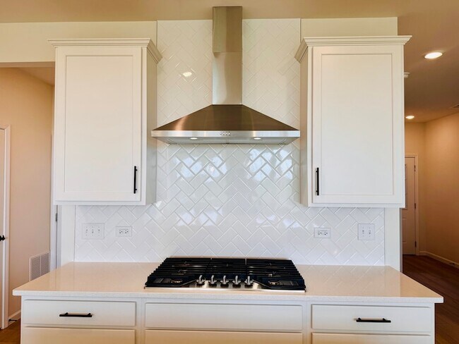Photo - 2177 Ryegrass Ln