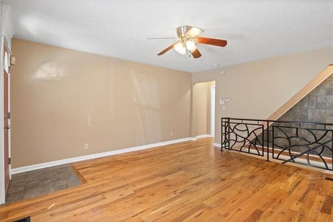 Photo - 39 Welsh Way