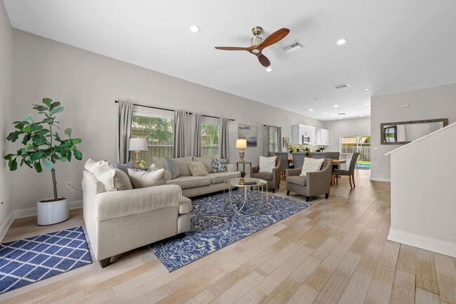 Photo - 4917 Remington Dr Unit ID1291592P