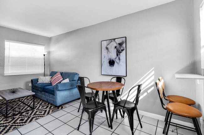 Photo - 117 SW 5th Ct Unit ID1341026P