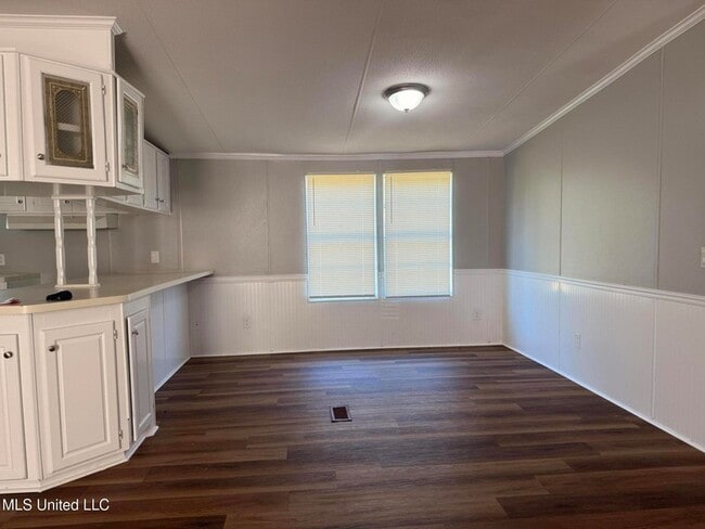 Photo - 103 Cedar Ridge Blvd