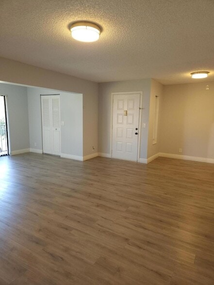 Photo - 502 Shady Pine Way Unit D2