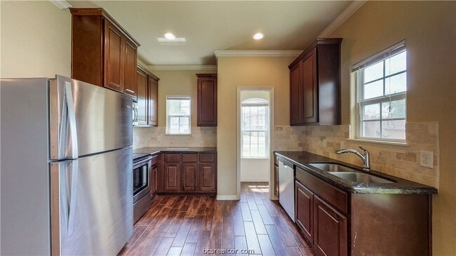 Photo - 111 Southland St