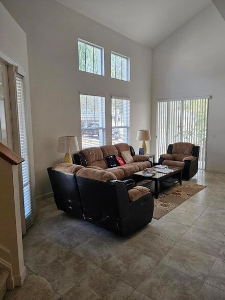 Photo - 10451 SW Academic Way