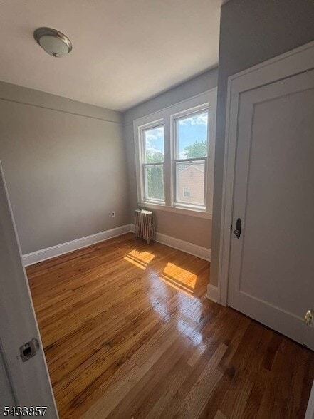 Building Photo - 854 Pennington St Unit 2L